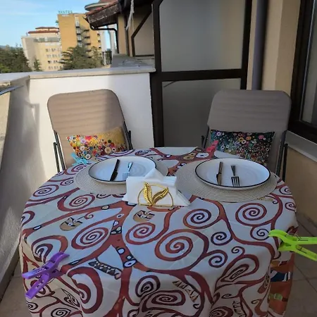Modern Apartment, Pool Mountain Views Terace Sea Apartment Slantschew brjag