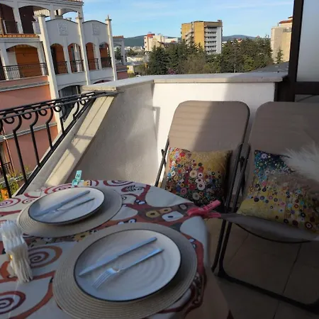Apartment Modern Apartment, Pool Mountain Views Terace Sea